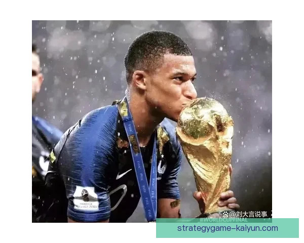 姆巴佩入选EA新作封面人物，继续彰显他在足球界的竞争力与影响力