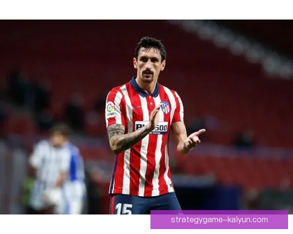 萨维奇中卫风格分析：稳定性与战术意识兼具的后防核心