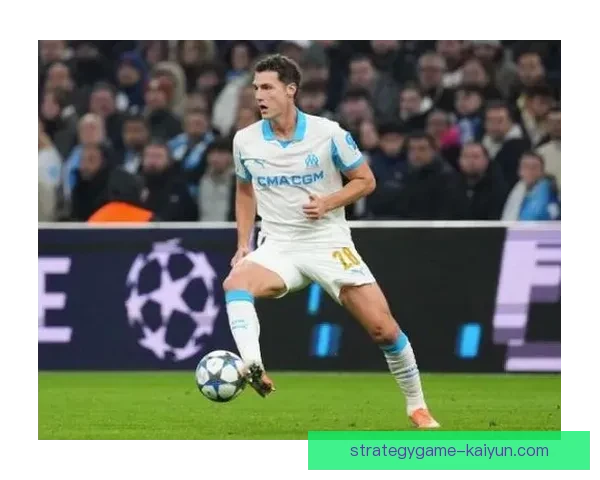 帕瓦尔本赛季防守数据表现稳健，抢断与拦截效率持续提升